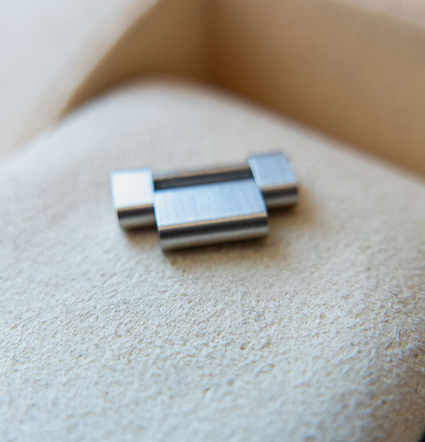 Genuine Rolex Air-King Half Link - 14000 - Image 3