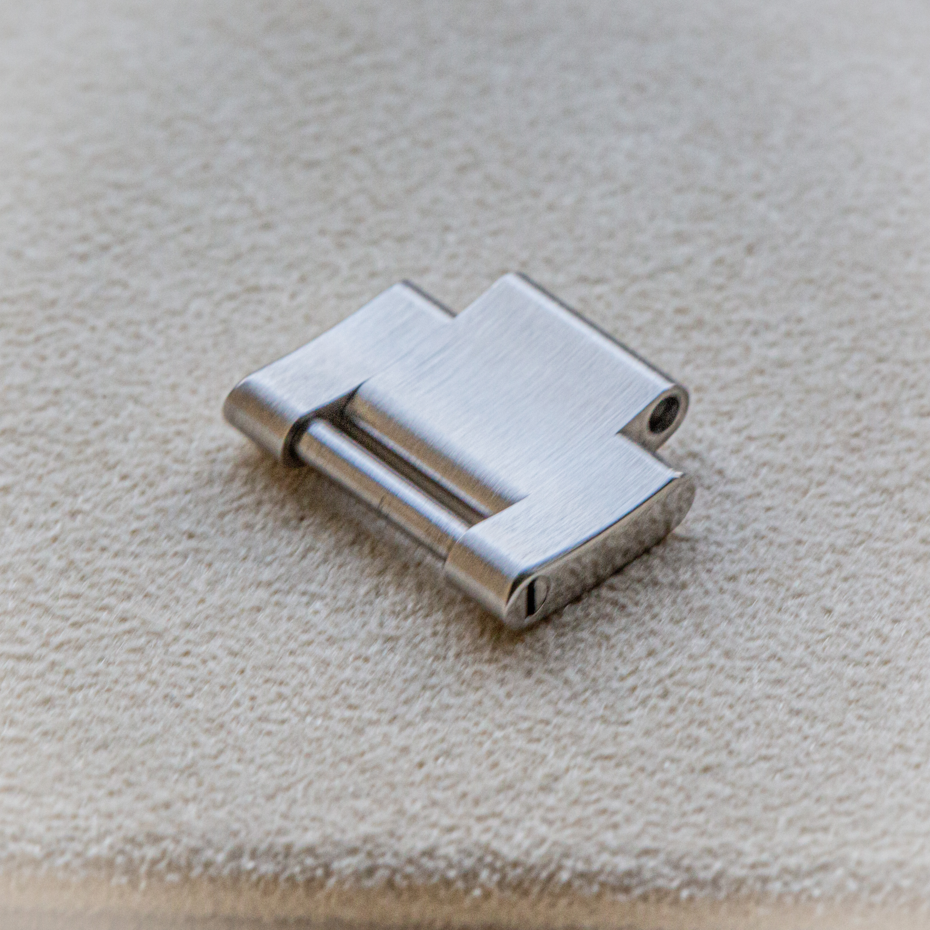 Genuine Rolex Oyster 17mm Steel Watch Strap Half Link Sea-Dweller 43 166600 - Image 6