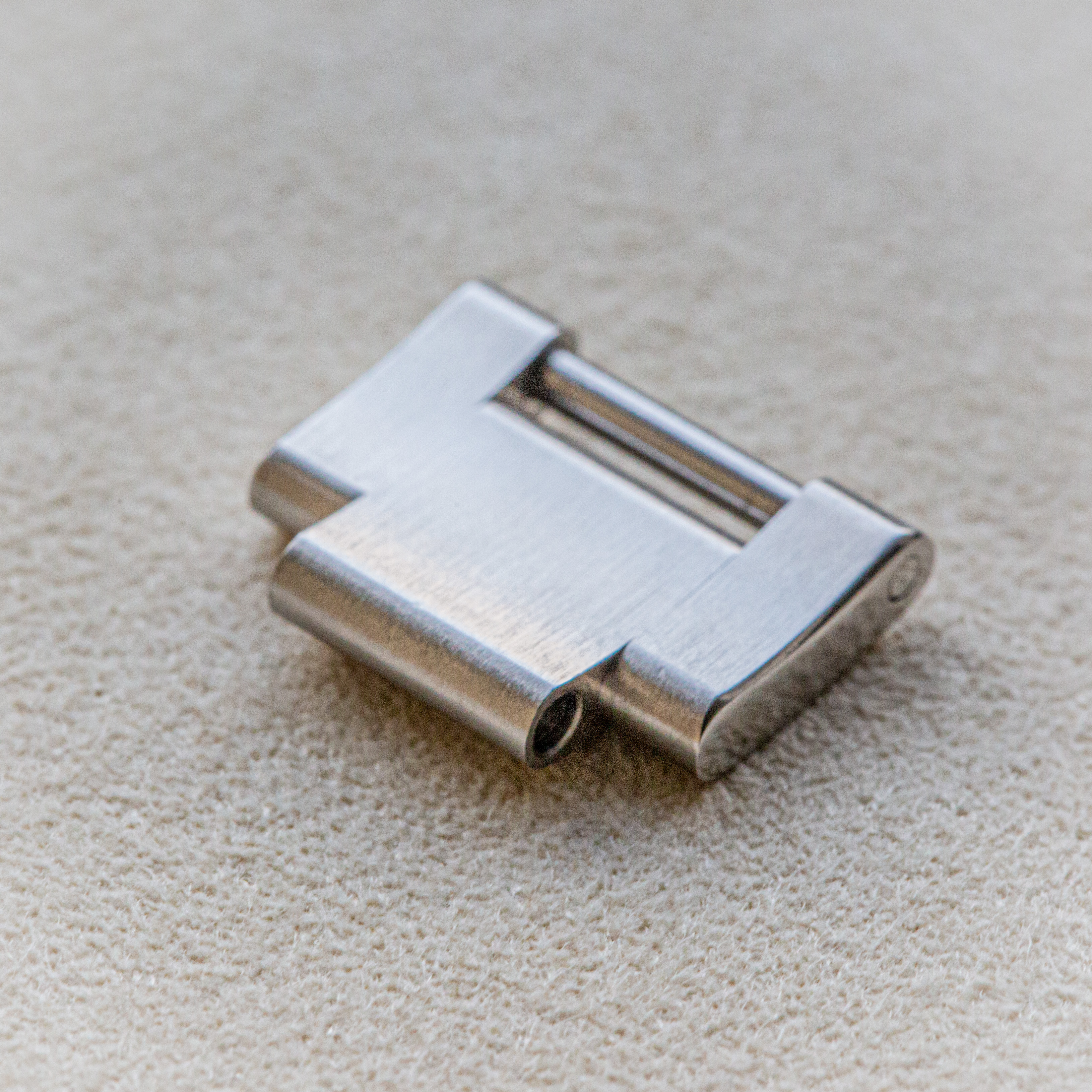 Genuine Rolex Oyster 17mm Steel Watch Strap Half Link Sea-Dweller 43 166600 - Image 8